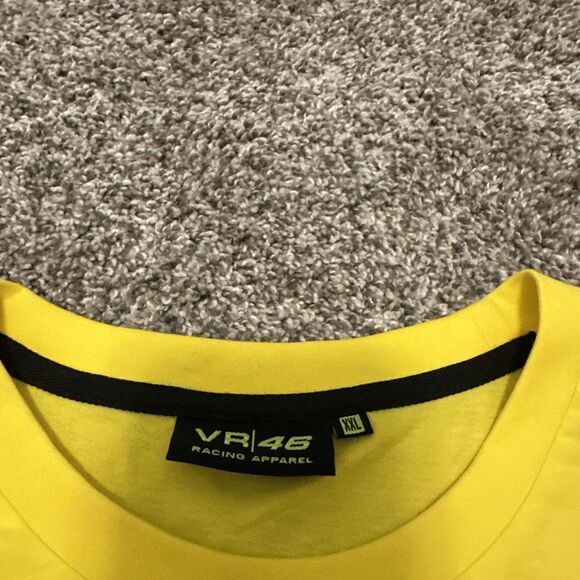 Valentino Rossi VR46 Motorsport Racing AGV The Doctor Yellow T-Shirt Size XXL - Picture 5 of 8